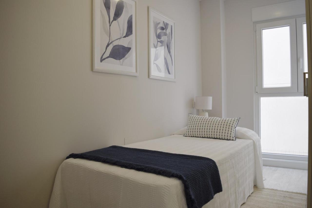 א-קורוניה Jomar Apartamento En Coruna מראה חיצוני תמונה
